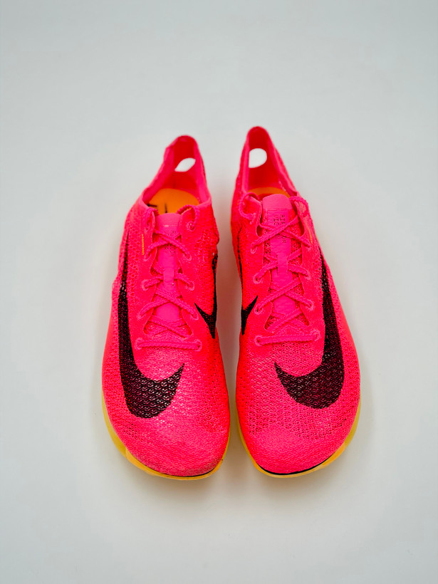 میخی نیمه استقامت nike airzoom victory