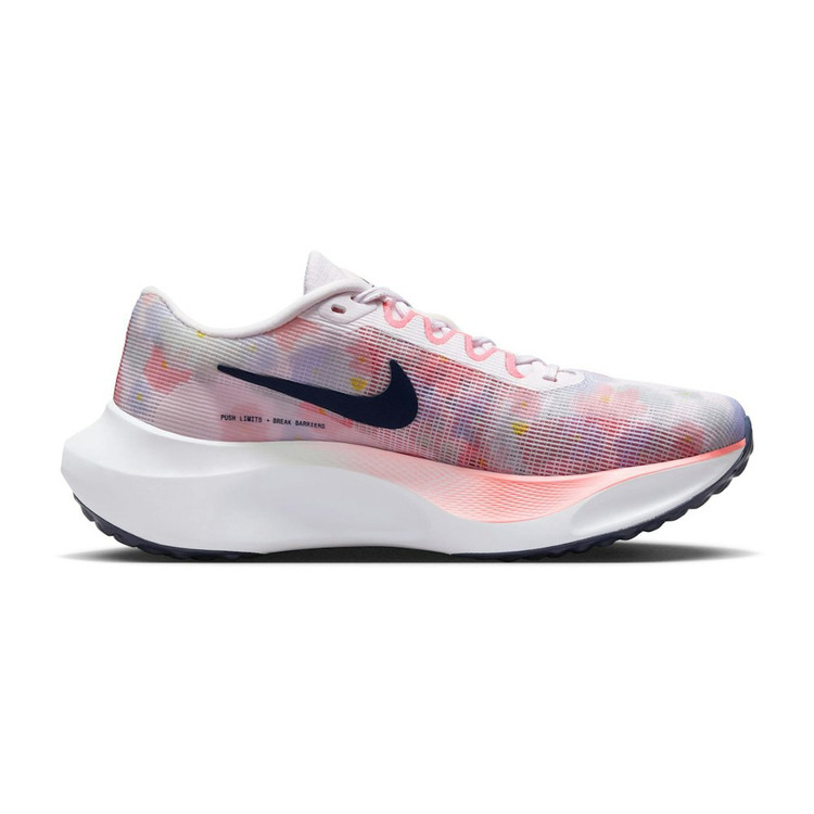 رانینگ نایک zoom fly 5